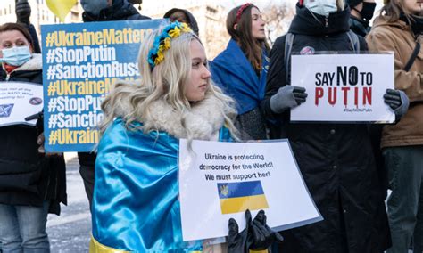 Ukraine says US experts are helping figure out why a Ukrainian F .